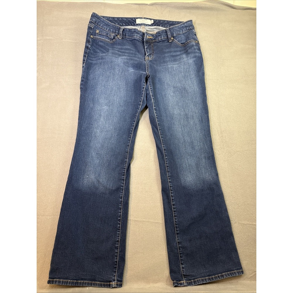 Torrid Distressed Jeans 18r Dark Wash